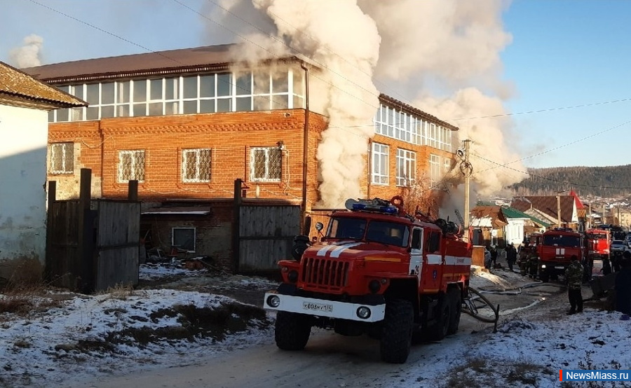        .      53-   :      ,      