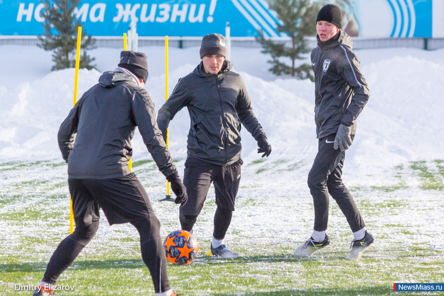 ���������� ������ ���������� � ������ �������. � ��������� ����� ������� ������������� ������� "����������" �������� ������ �� ��������� ����� �� ��������� �����