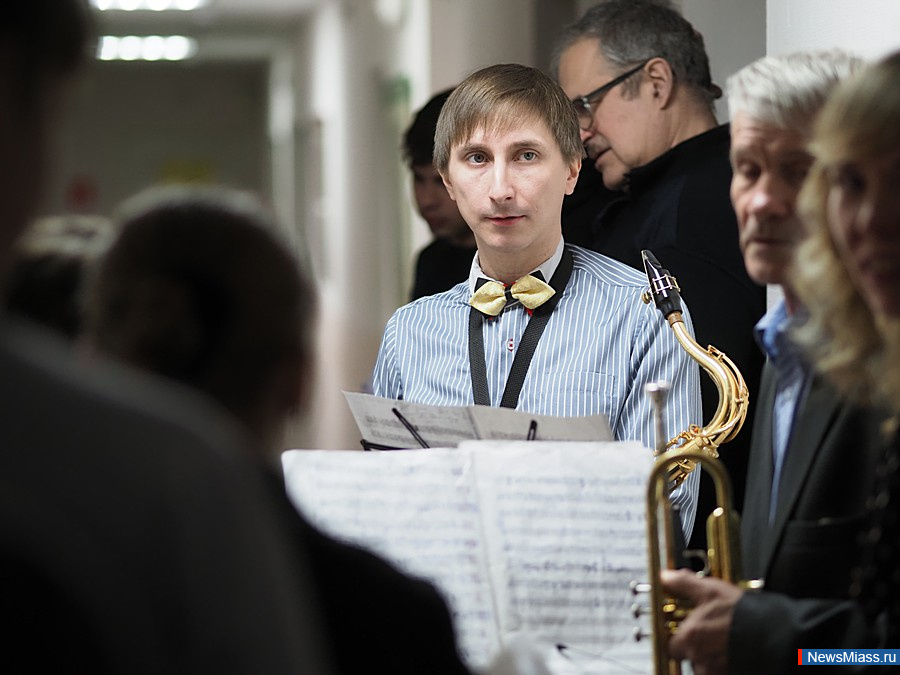 ���������� ������ �� ���. �������� ������� ��������� � �������� ������������ ��������� ����� ��� ������������