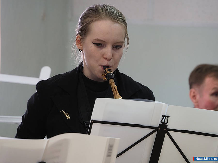 ���������� ������ �� ���. �������� ������� ��������� � �������� ������������ ��������� ����� ��� ������������