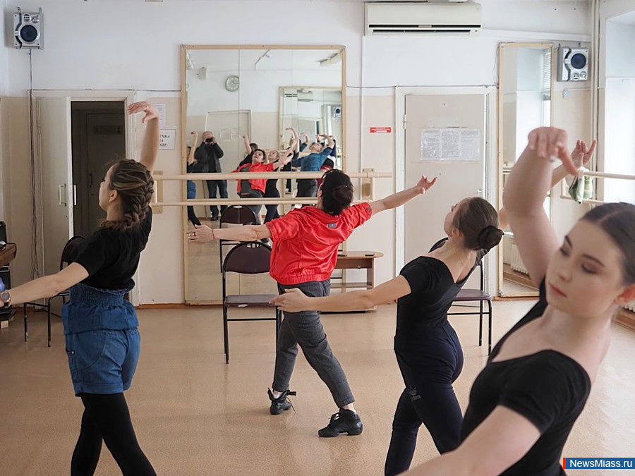 ���������� ������ �� ���. �������� ������� ��������� � �������� ������������ ��������� ����� ��� ������������