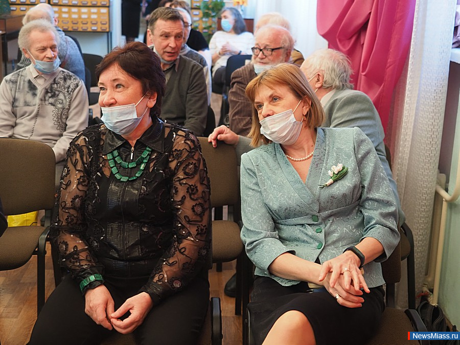      " ".        90-    ""