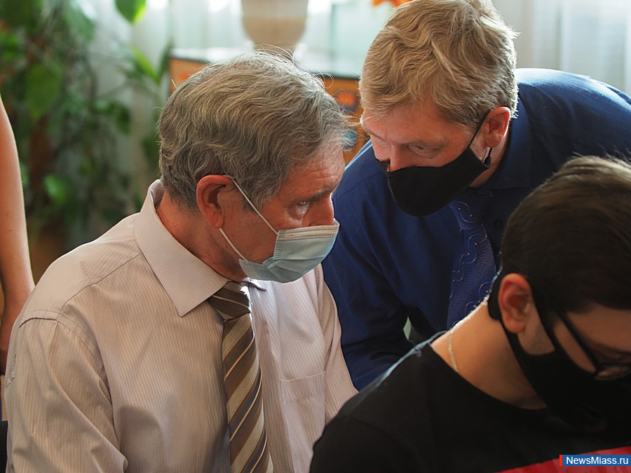      " ".        90-    ""