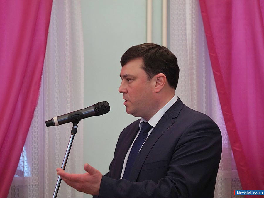      " ".        90-    ""