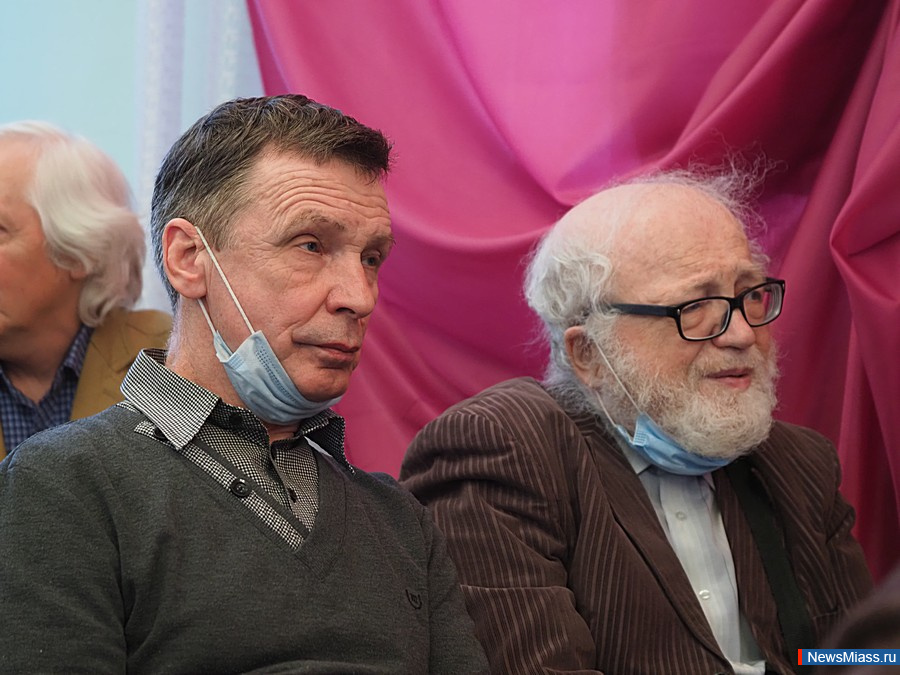      " ".        90-    ""