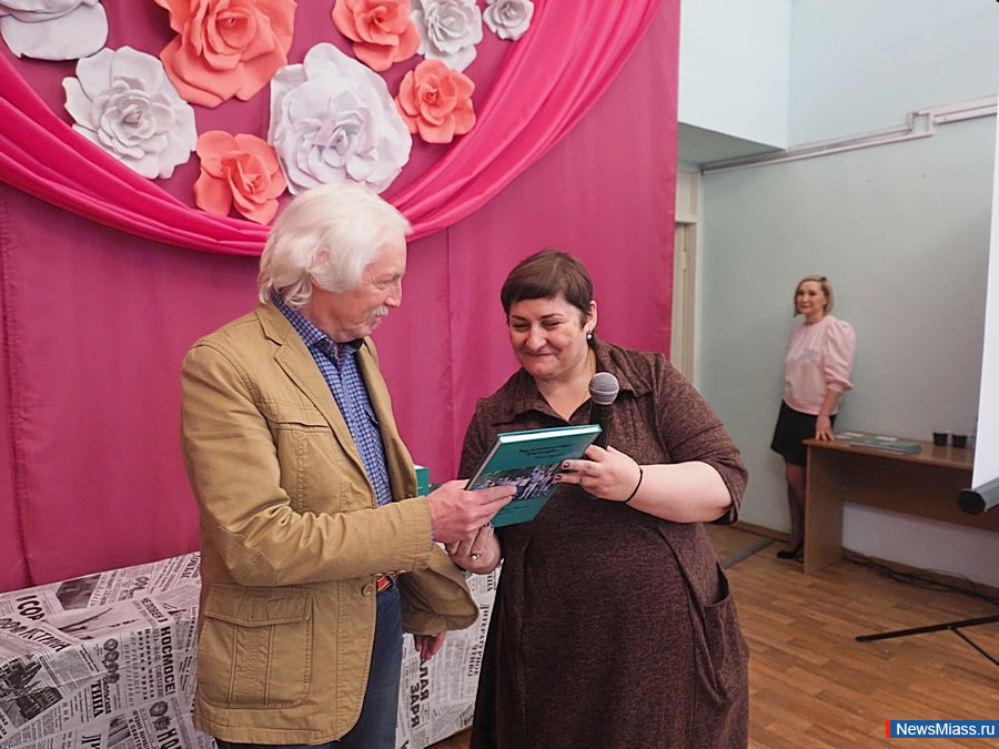      " ".        90-    ""