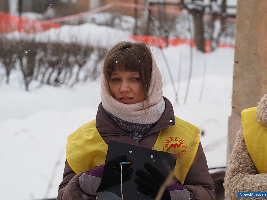         .   ""              "  - 2021"