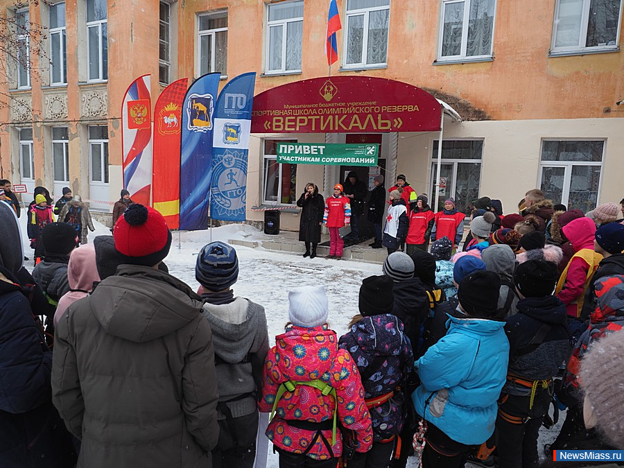         .   ""              "  - 2021"