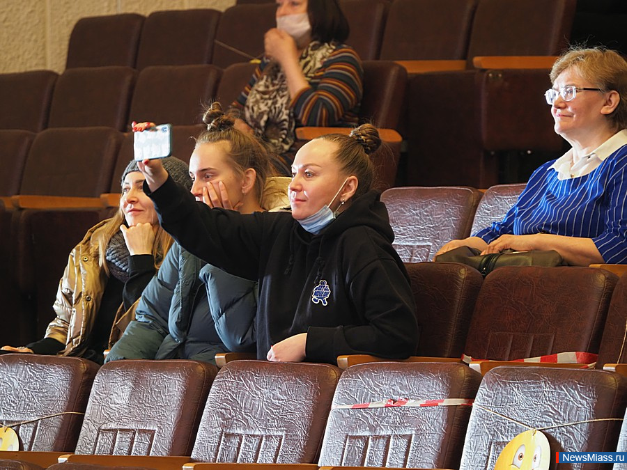  " "   .      ,       ,    