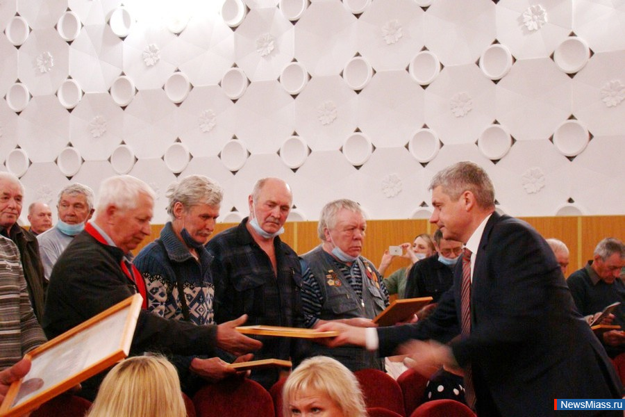 � ������ ���������� ������������ ������ � ���������. � ������ ���������� �������� �����������, ����������� 35-����� �� ��� ������ �� ������������� ���