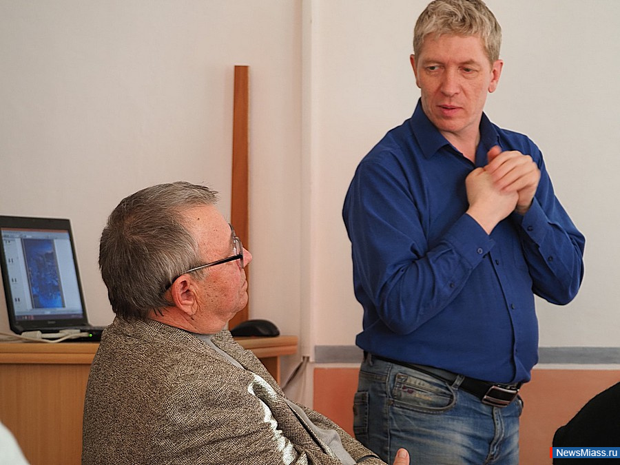     ". ".            Ը,    