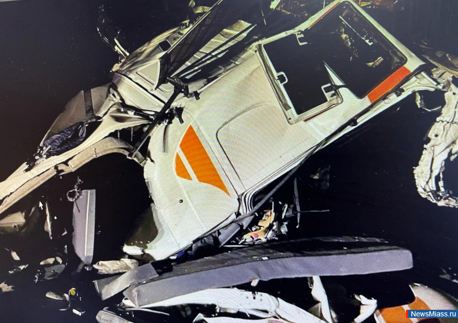 ��� ������� ����������� ��� ��������� - ���� ��������. �������� ���� �� ������� �������� �������� � ������� �� ������� "�����", � ����� � Mercedes-Benz. ������ ��������� ������������