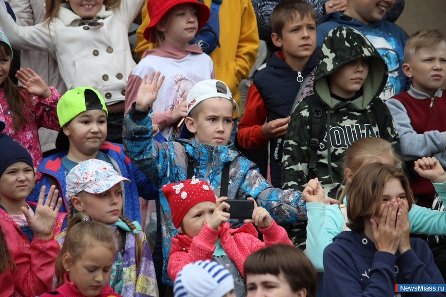 ����, ������ � �������. � ������ ������ ������ �������� ��� �����, �������������� ��� ��������� �������������� ������ "����"