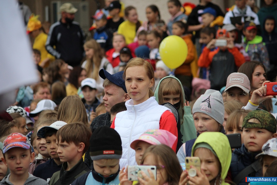 ����, ������ � �������. � ������ ������ ������ �������� ��� �����, �������������� ��� ��������� �������������� ������ "����"