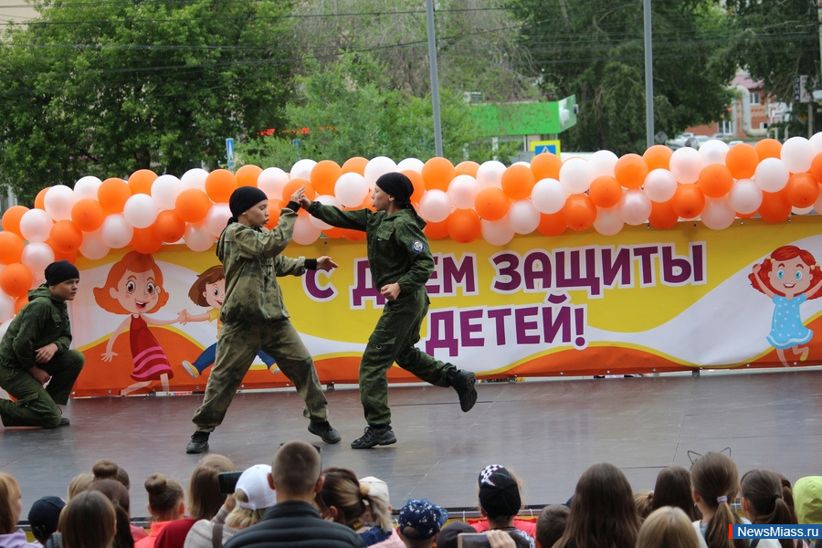 ����, ������ � �������. � ������ ������ ������ �������� ��� �����, �������������� ��� ��������� �������������� ������ "����"