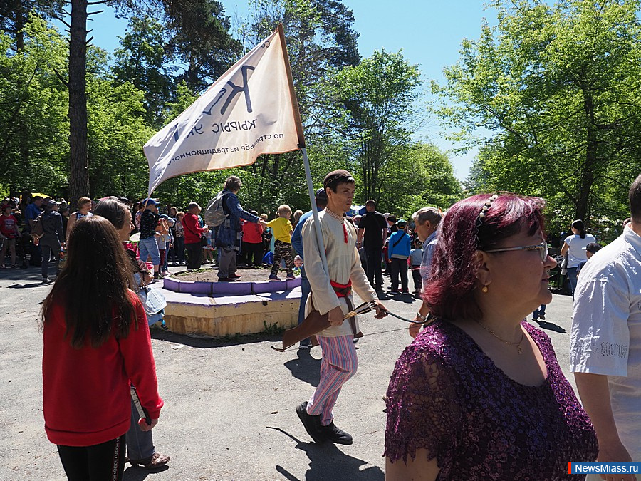 ����� ������� "��������". � �������� ����� ������������ ���� � ������ ������������� �������� �����