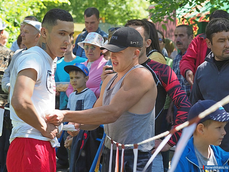 ����� ������� "��������". � �������� ����� ������������ ���� � ������ ������������� �������� �����