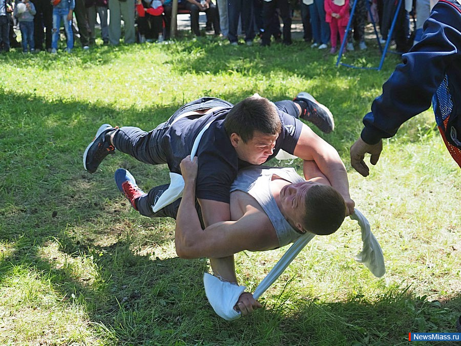 ����� ������� "��������". � �������� ����� ������������ ���� � ������ ������������� �������� �����