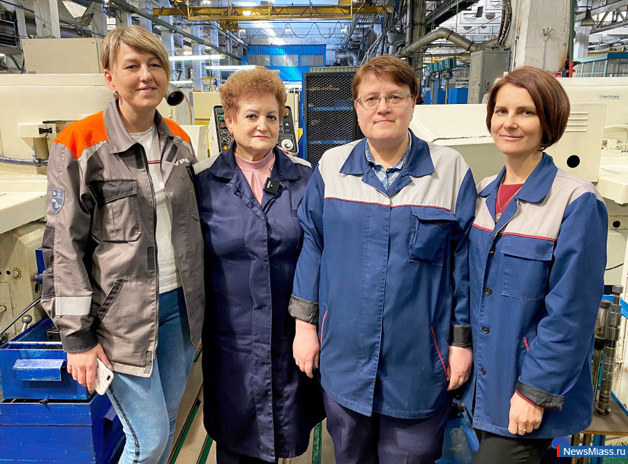    -  .   -   , 48    ""