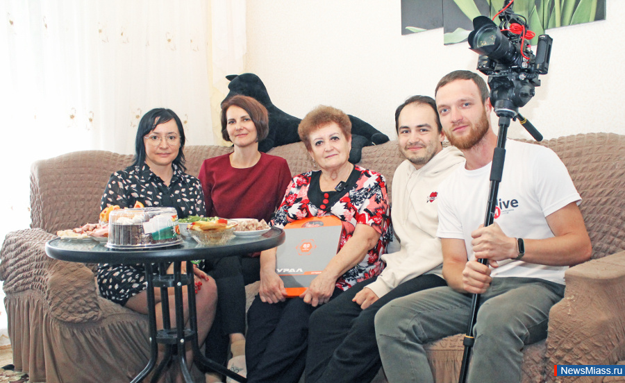    -  .   -   , 48    ""