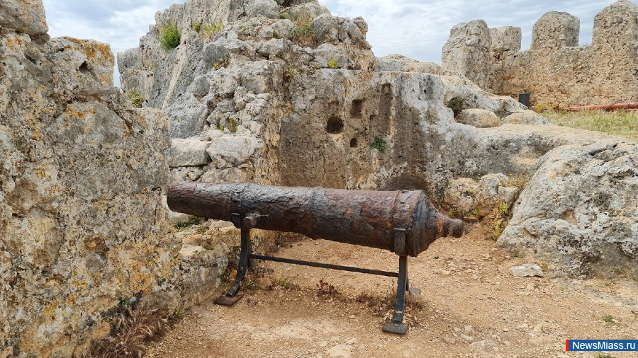 " -   ,  ...".   "":        