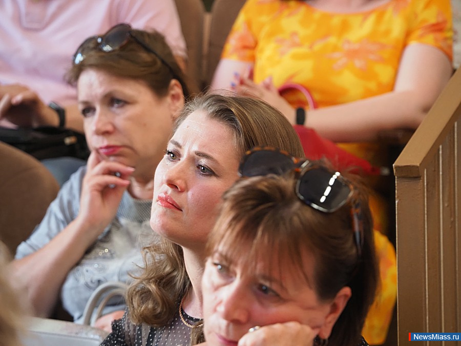 ������ ����������� ���������� ����� �������-������. � ��� � 2 ��������� ������� ����������� �������� ������� ����������