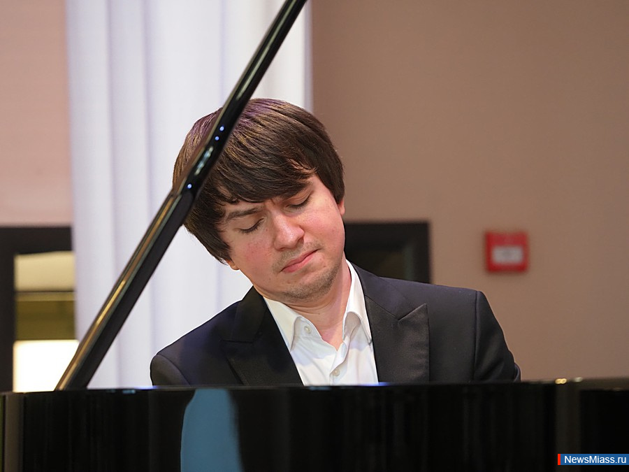 ������ ����������� ���������� ����� �������-������. � ��� � 2 ��������� ������� ����������� �������� ������� ����������