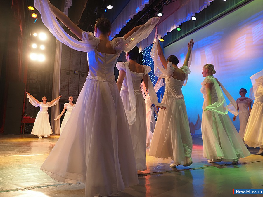 � ������ ��������� �������� ������� ������-������ ����� "���������". � ������ ��������� "���� ��������� ����" �������� �������� ��������� ������ � ������������ ���������