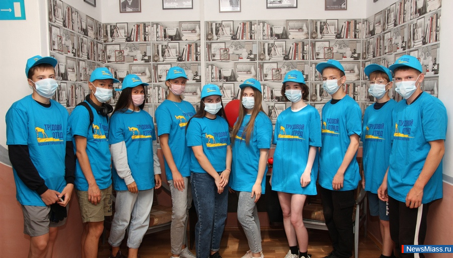      .     " "        ..     21