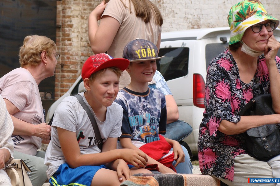 ���� ����� �������� � ����� ������. � �������� ������������� ����� ������ ����������� ��������� � ����� ��� �����, ����� � ��������