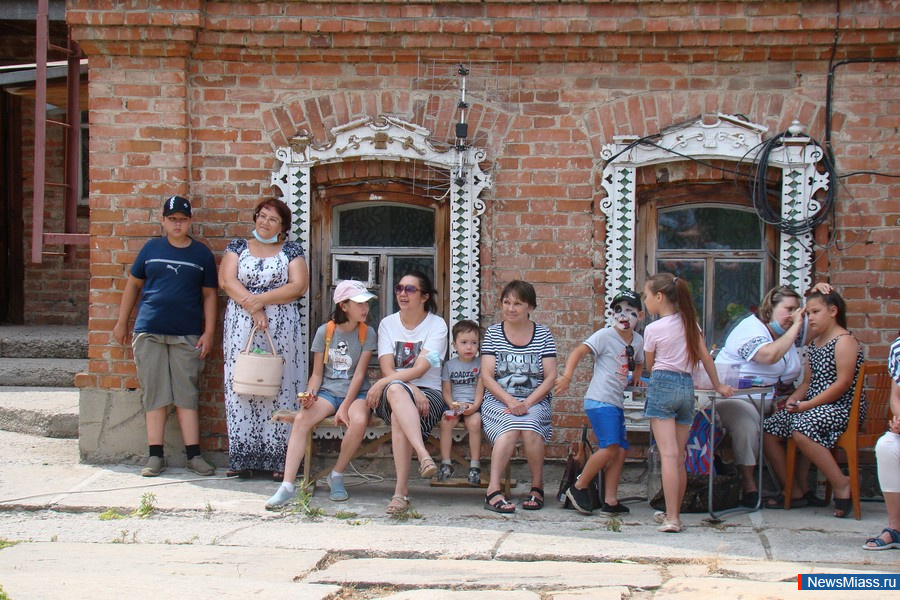 ���� ����� �������� � ����� ������. � �������� ������������� ����� ������ ����������� ��������� � ����� ��� �����, ����� � ��������