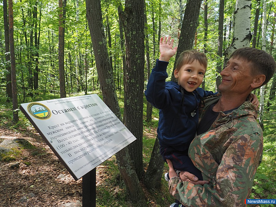         .               "  "