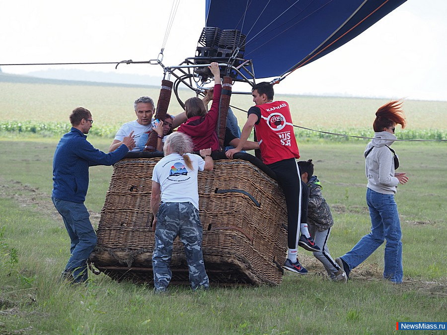        "".   ,         -  ""   