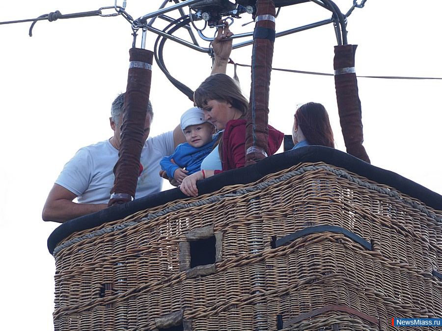        "".   ,         -  ""   