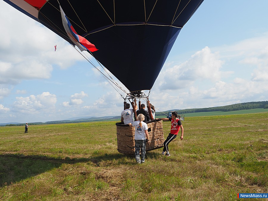        "".   ,         -  ""   