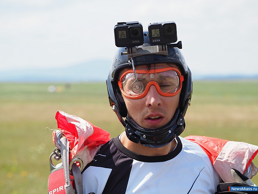        "".   ,         -  ""   