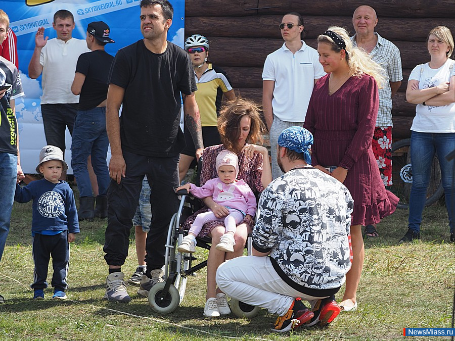        "".   ,         -  ""   