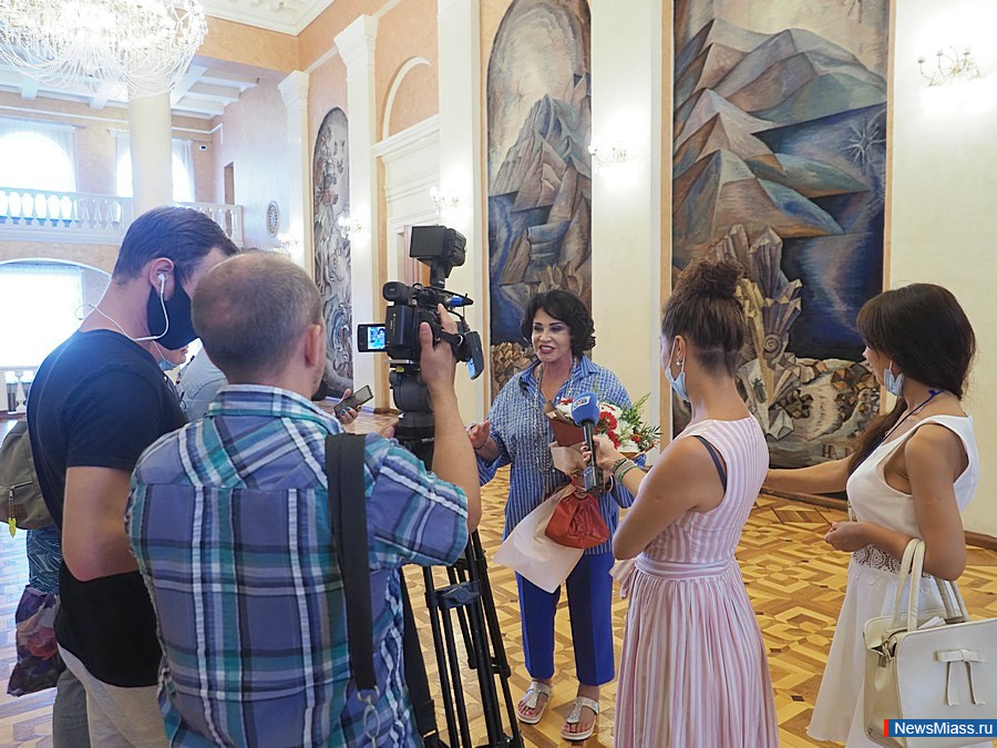 ������� ������� � � �������� "������� �����" ��������� � ������. �������� �������� �������� � ����������� ������� ���������-������� "����� ������". ������ ������� ������-����� � �������