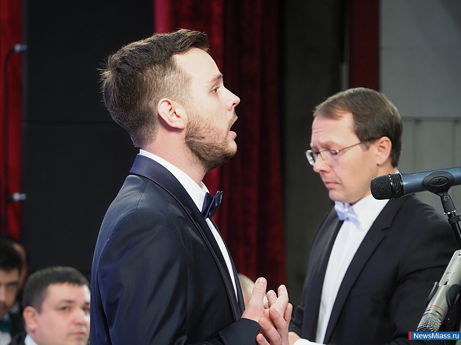    " ".  Bel Canto         ""