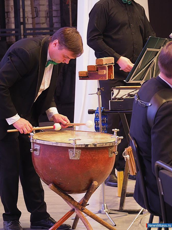    " ".  Bel Canto         ""