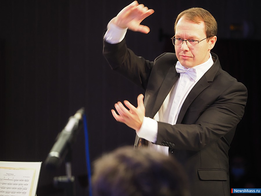    " ".  Bel Canto         ""