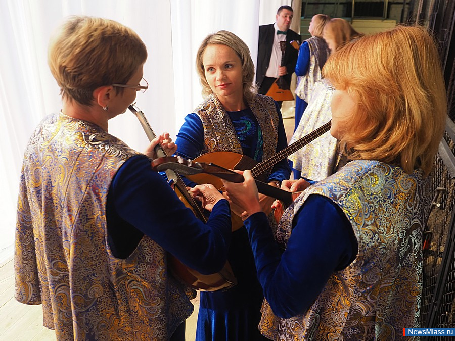    " ".  Bel Canto         ""