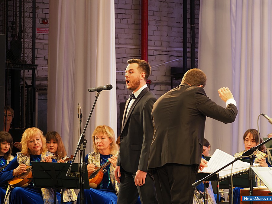    " ".  Bel Canto         ""