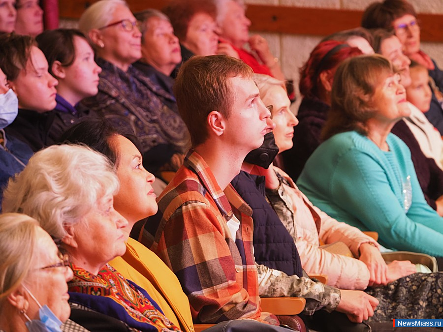    " ".  Bel Canto         ""