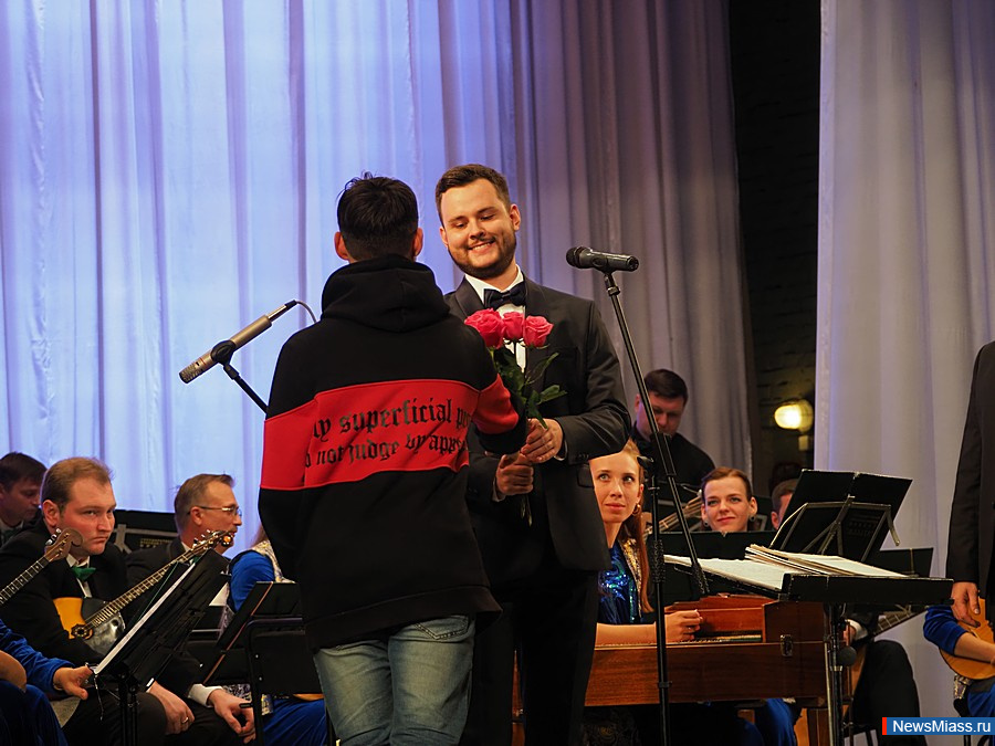    " ".  Bel Canto         ""