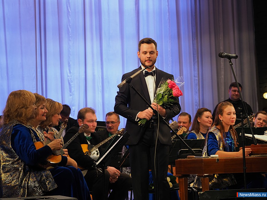    " ".  Bel Canto         ""