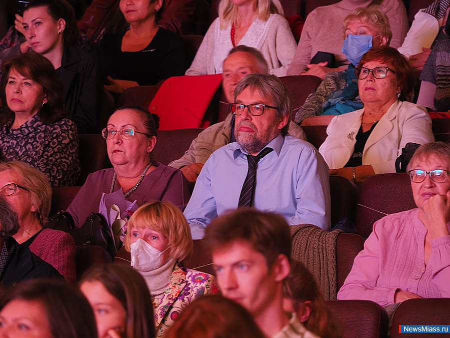    " ".  Bel Canto         ""