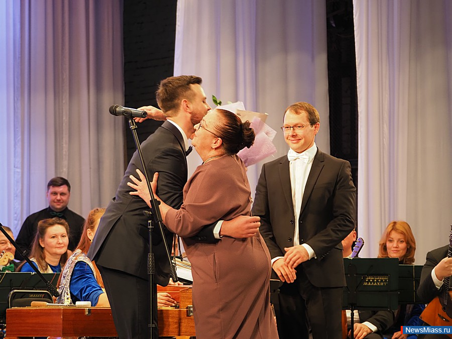    " ".  Bel Canto         ""