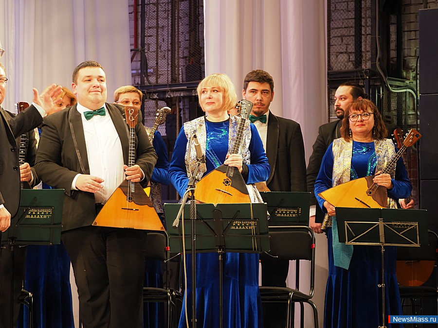    " ".  Bel Canto         ""