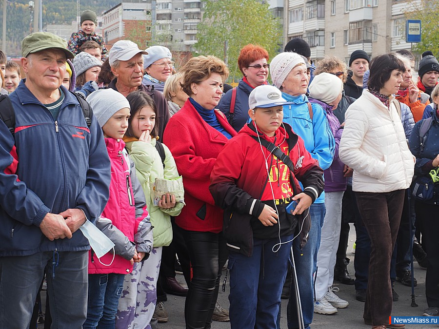       "".        " " -        En+Group